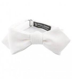 Mucha wiązana - biała w szpic