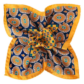 Pomarańczowa poszetka jedwabna we wzory