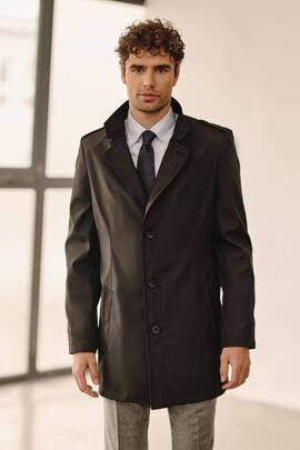 Elegancki płaszcz przejściowy w kolorze czarnym